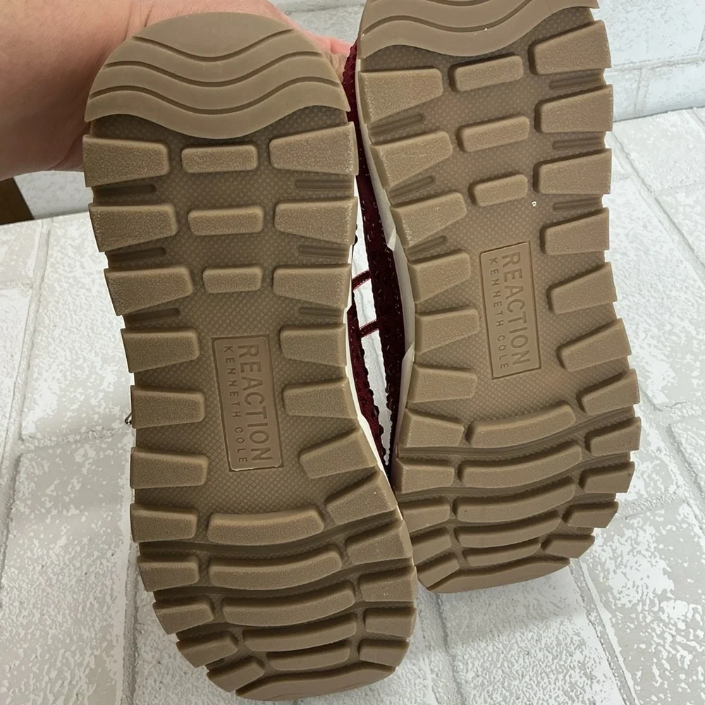 Reaction Kenneth Cole Burgundy Women's Sneakers